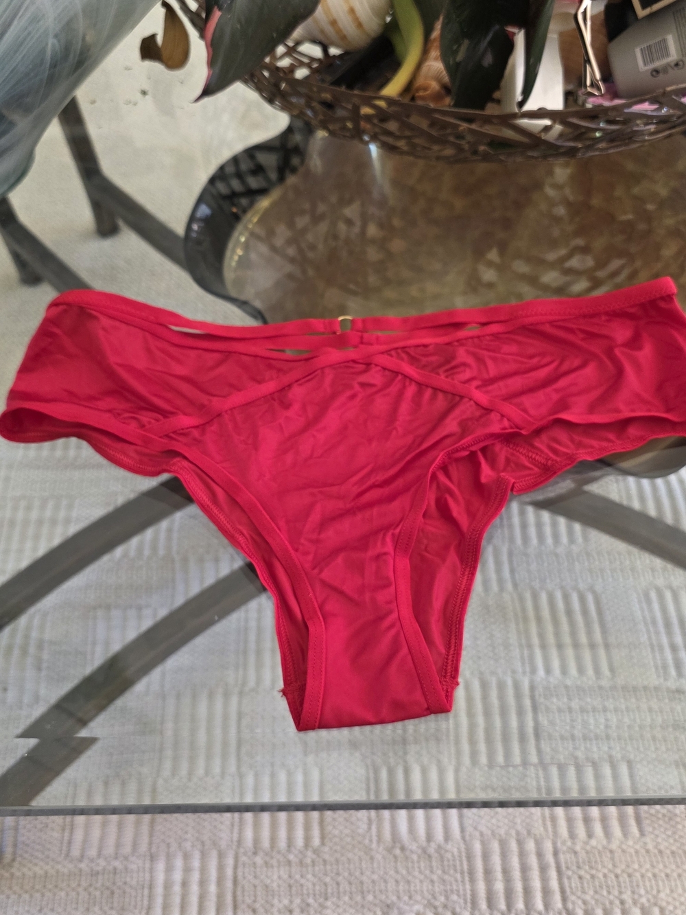 Victorias Secret  CHEEKY SEXY Ring NWOT Red Black Large
